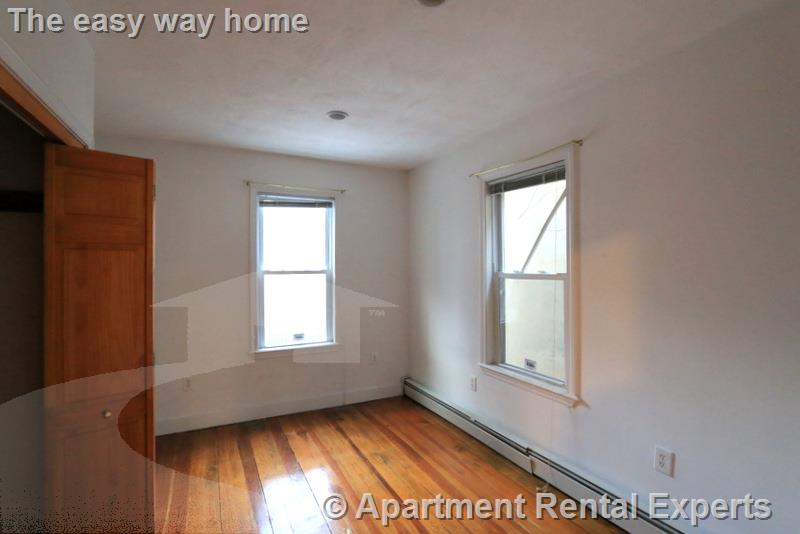 187 Brookline St, Cambridgeport