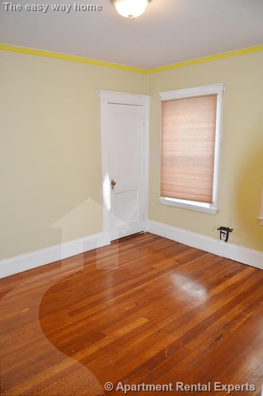 115 Pennsylvania Ave, East Somerville