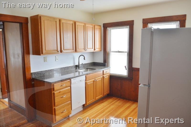 14 Winslow Ave, Davis Square