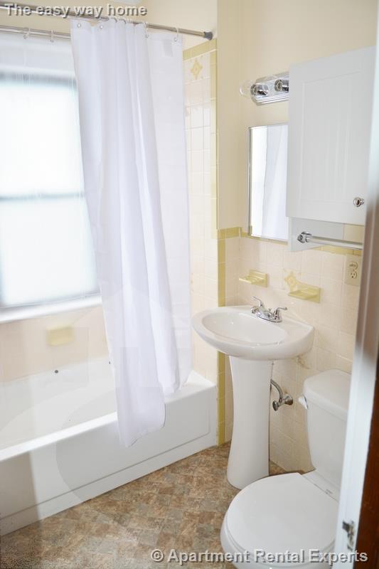 14 Winslow Ave, Davis Square