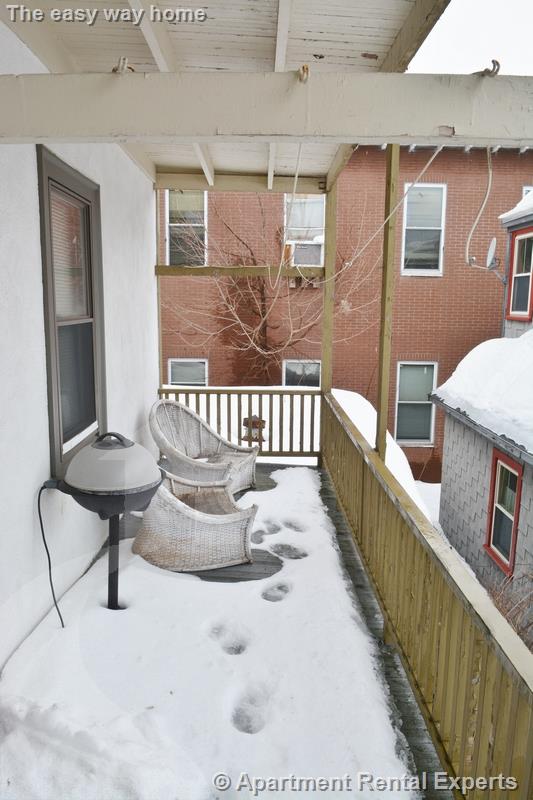 14 Winslow Ave, Davis Square