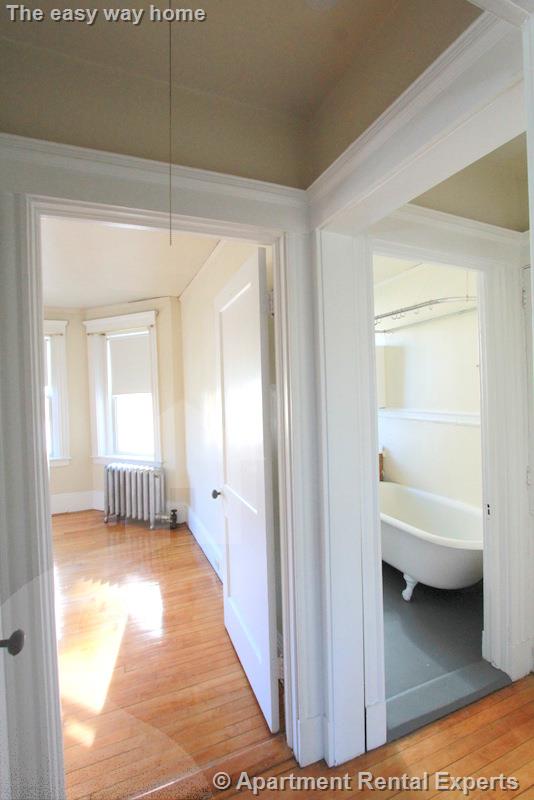 8 Craigie Cir, Harvard Square