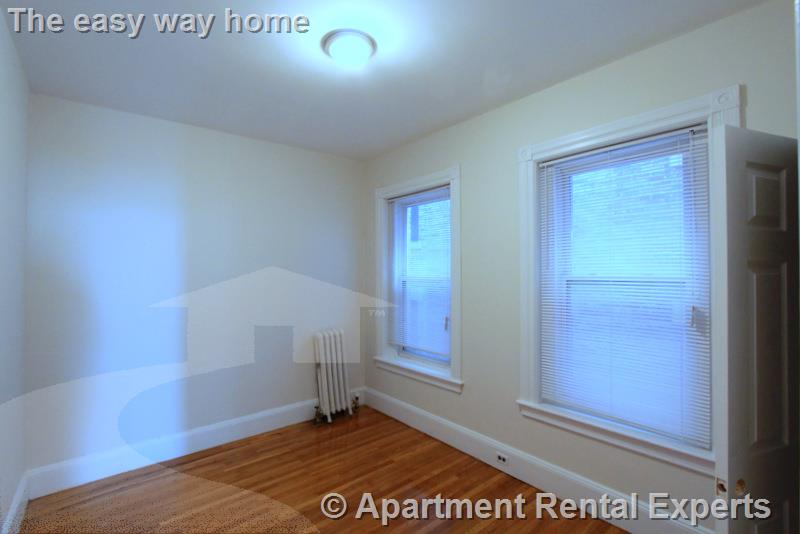 891 Massachusetts Ave, Central Square