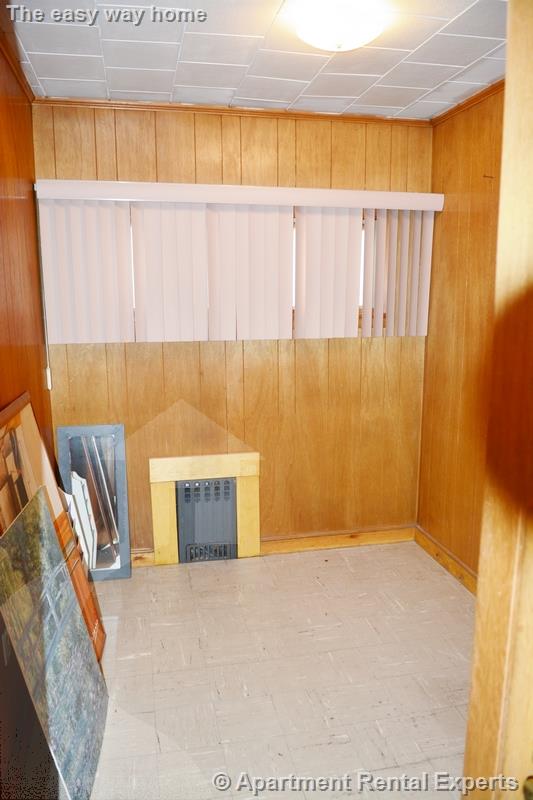 93-95 Princeton St, Tufts