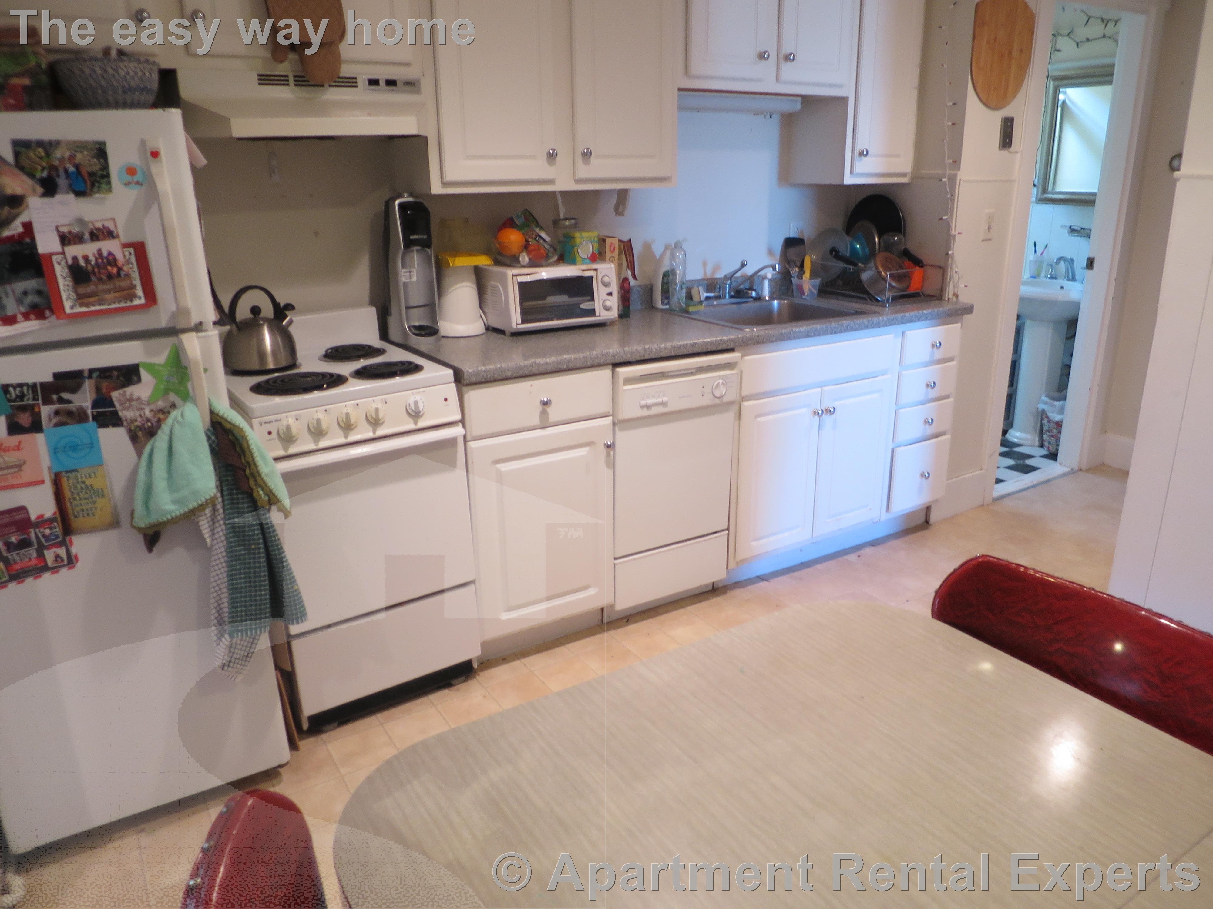 67 Putnam St, Prospect Hill