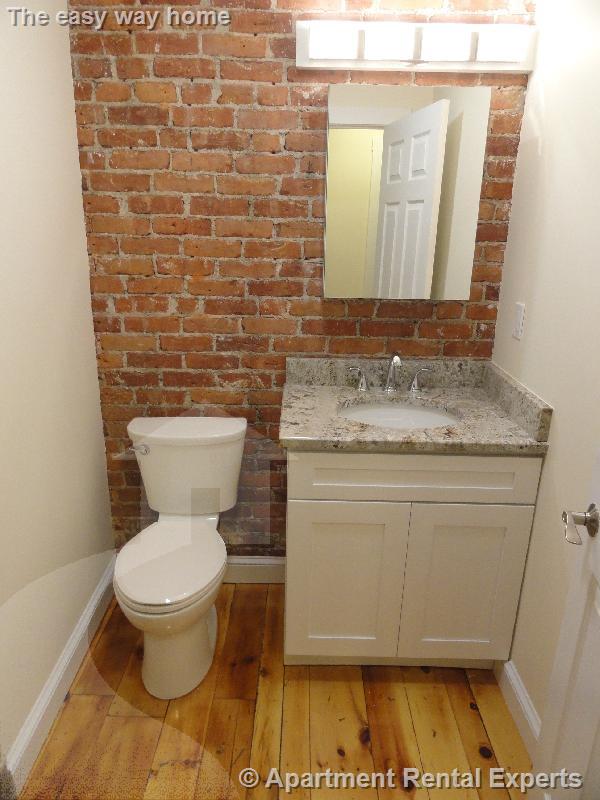 231 Norfolk St, Central Square