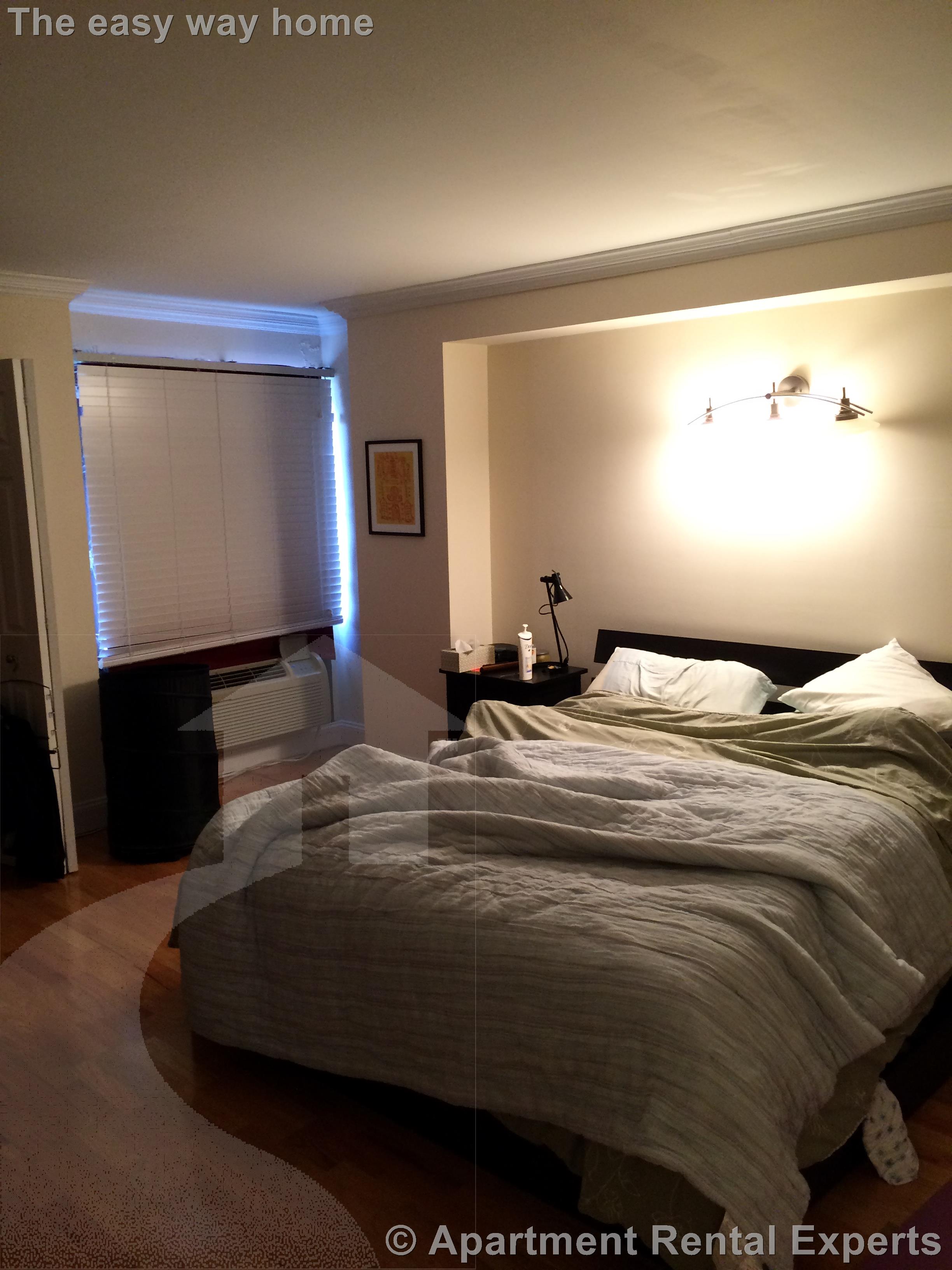 1105 Massachusetts Ave, Harvard Square