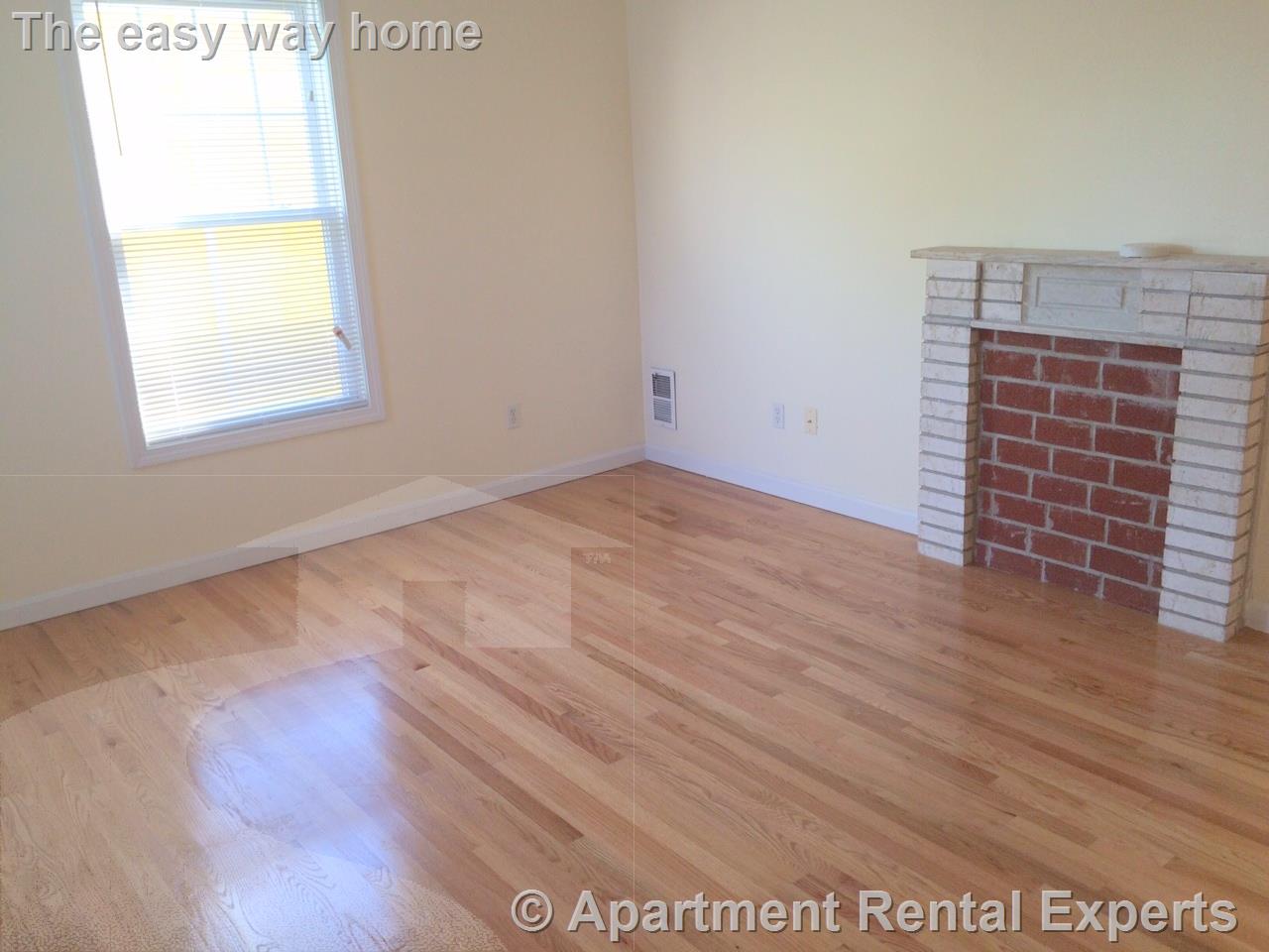 16 Rockland Pl, Malden Center