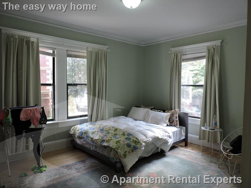 84 Prescott St, Harvard Square