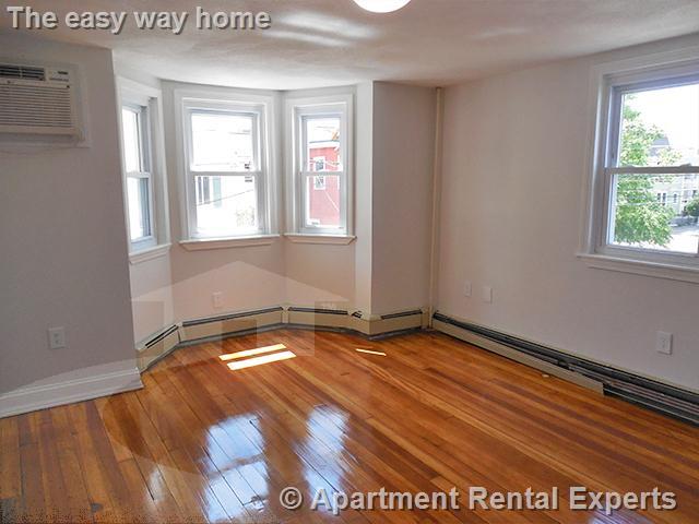 8 Leon St, Inman Square