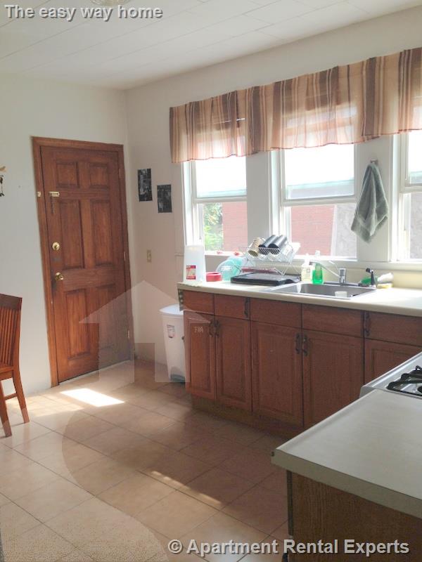 76 Newbury St, Davis Square