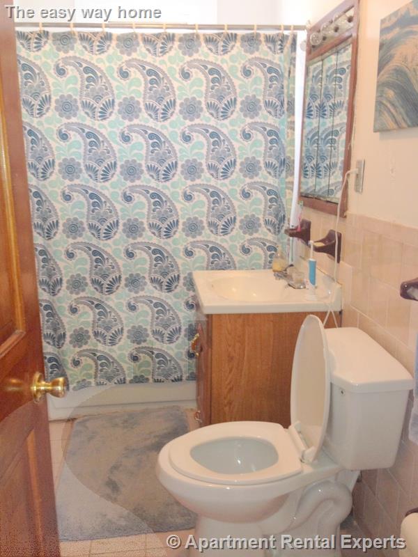 76 Newbury St, Davis Square