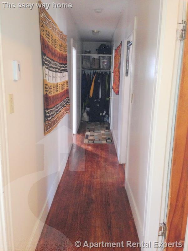 76 Newbury St, Davis Square