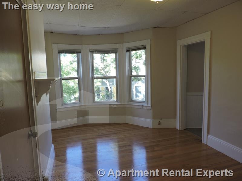 53 Market St, Central Square