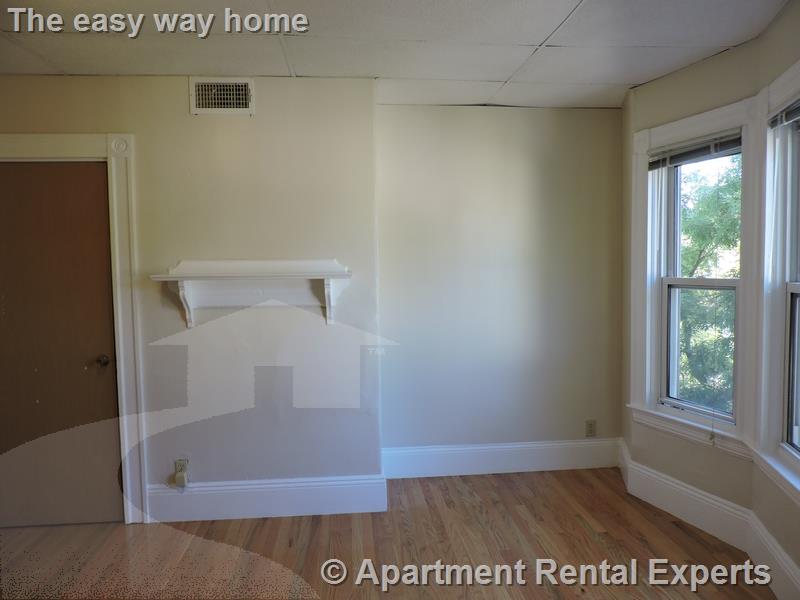 53 Market St, Central Square