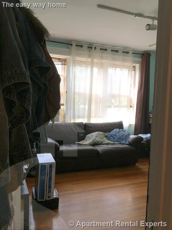 168 Norfolk St, Central Square