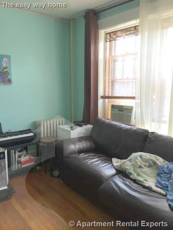 168 Norfolk St, Central Square