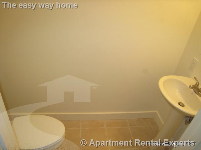 87 New St, Fresh Pond