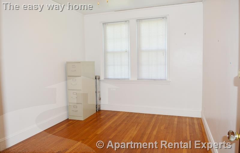 119 College Ave, Davis Square