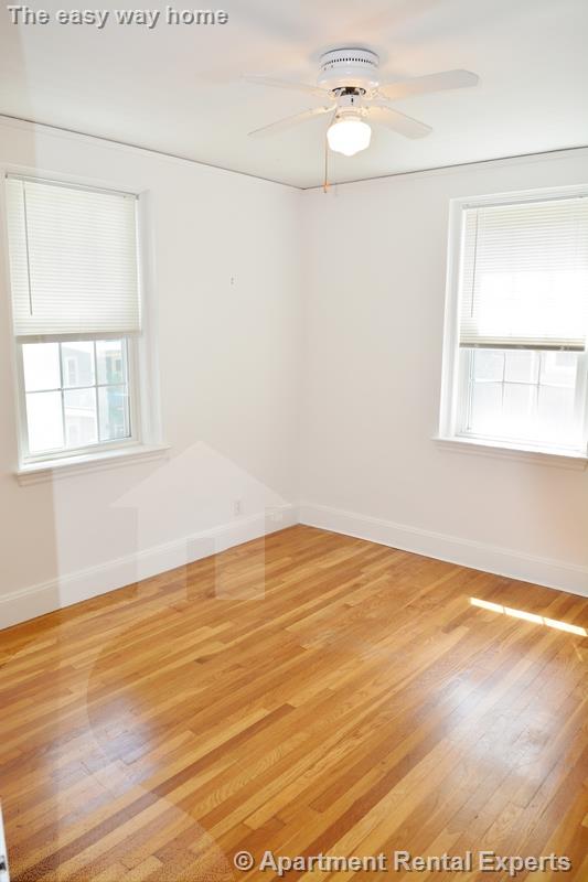 119 College Ave, Davis Square