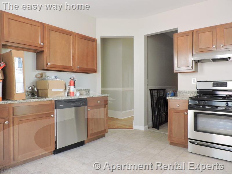 10 Pleasant St, Central Square