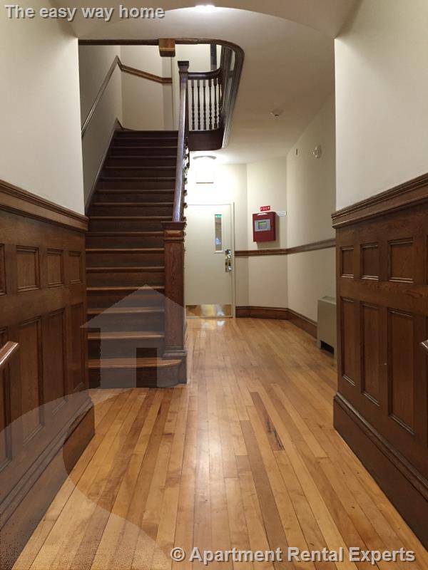 65 Langdon St, Harvard Square