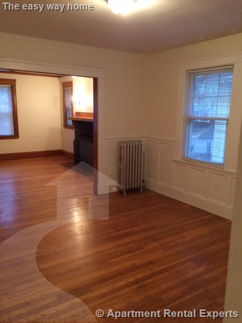 41 Upland Rd, Belmont