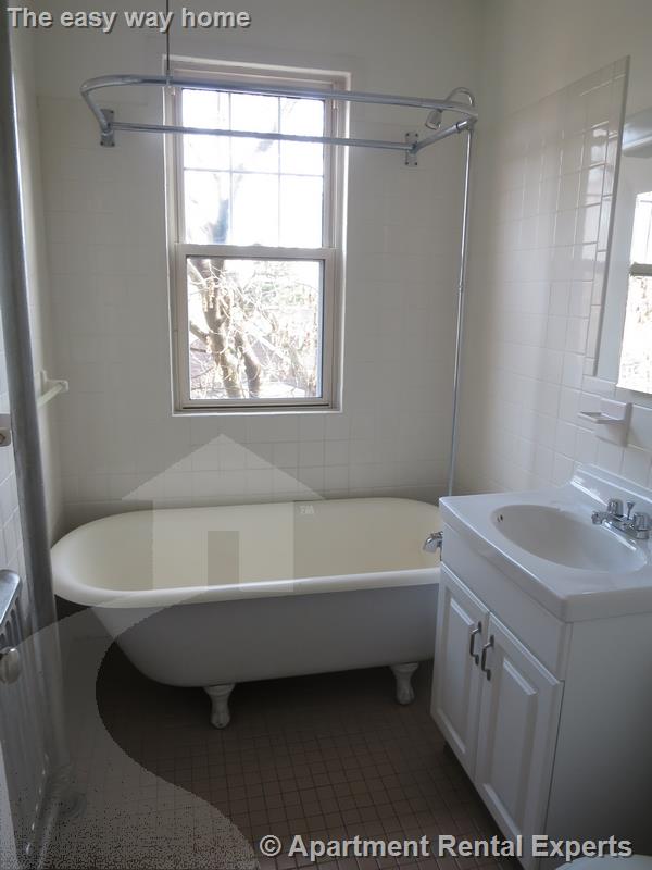 155 Summer St, Spring Hill