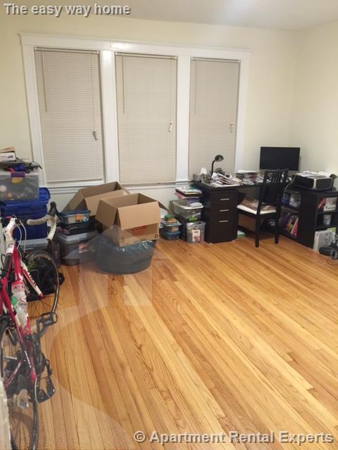 216 Massachusetts Ave, East Arlington