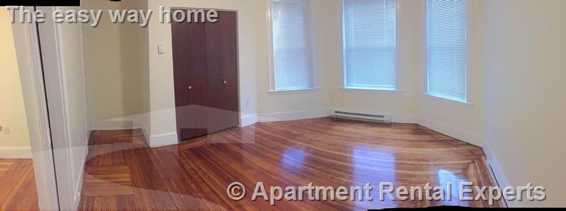 14 Garrison Ave, Teele Square