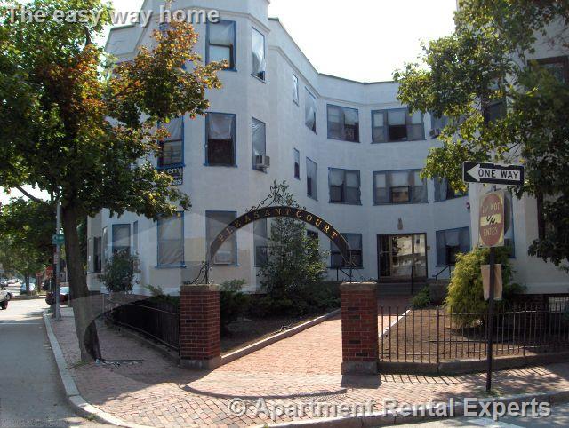 19 Pleasant St, Central Square