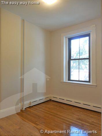 110 Willow St, Inman Square