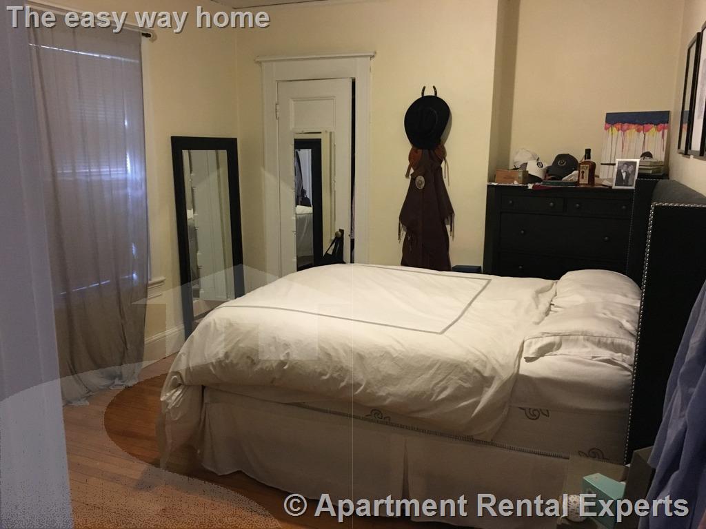 84 Prescott St, Harvard Square