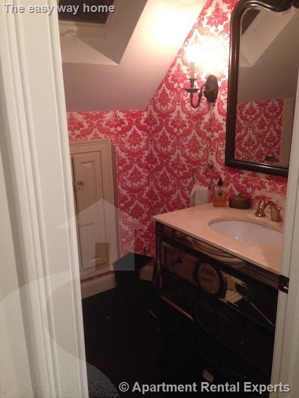 35 Brooks Ave, East Arlington