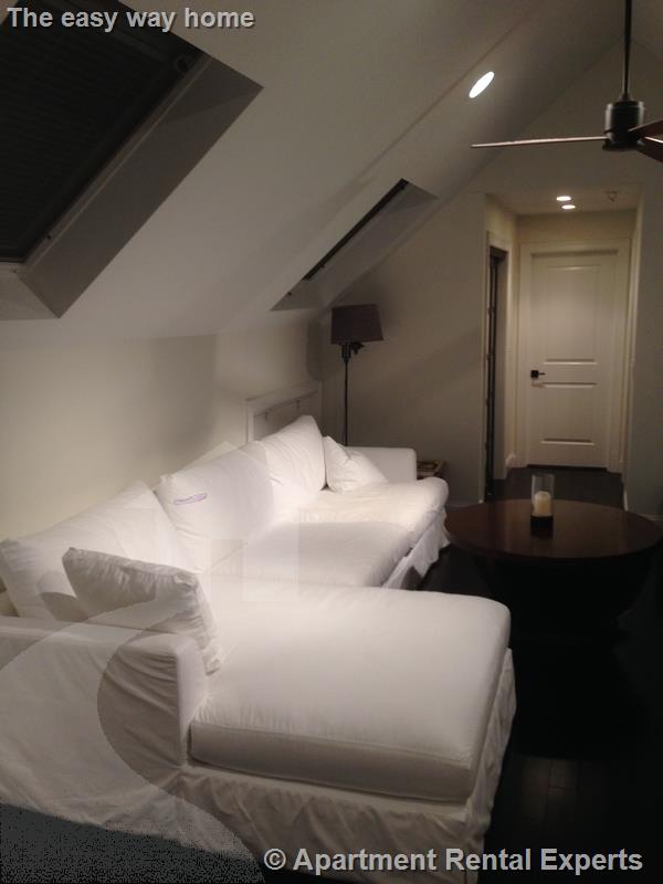 35 Brooks Ave, East Arlington