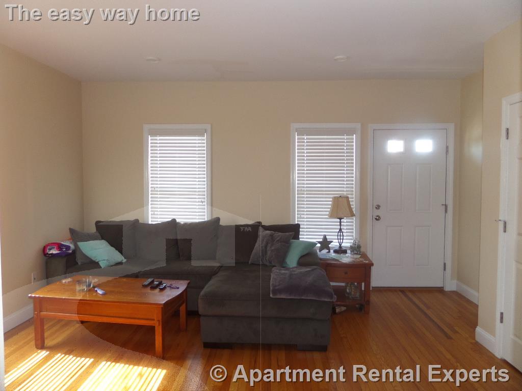 60 William St, Ball Square