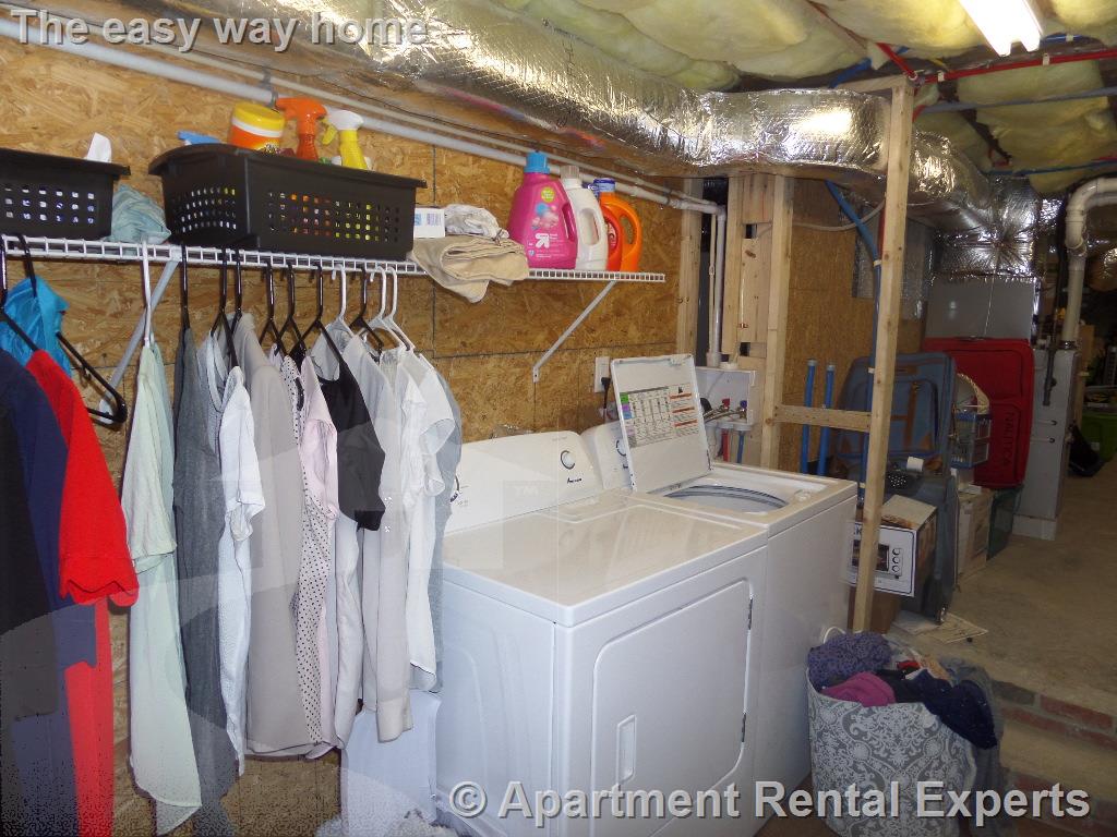 60 William St, Ball Square