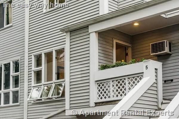 9 Fort Washington Pl, Cambridgeport