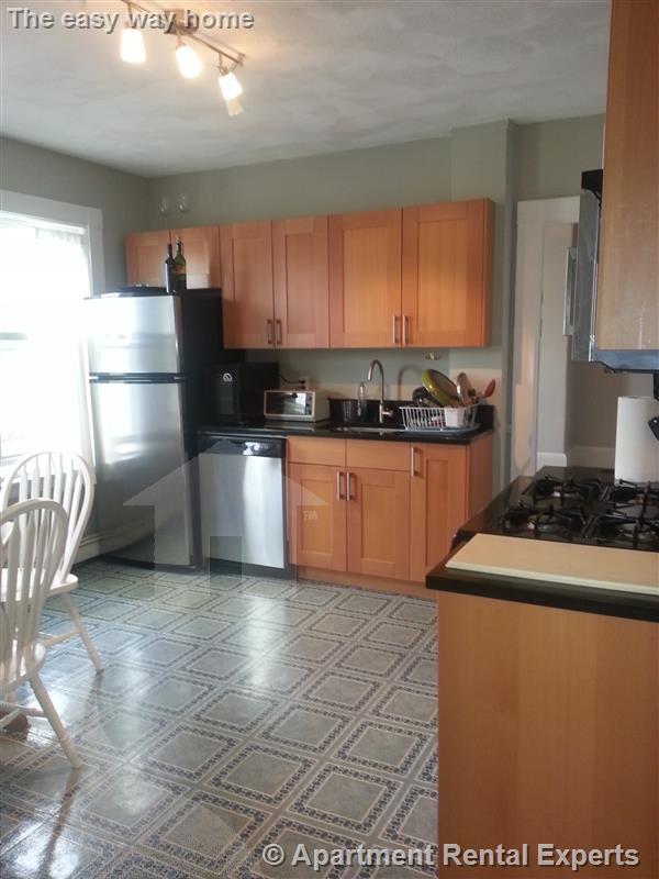 70 Willow St, Inman Square