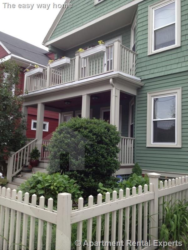 232 Harvard St, Powderhouse