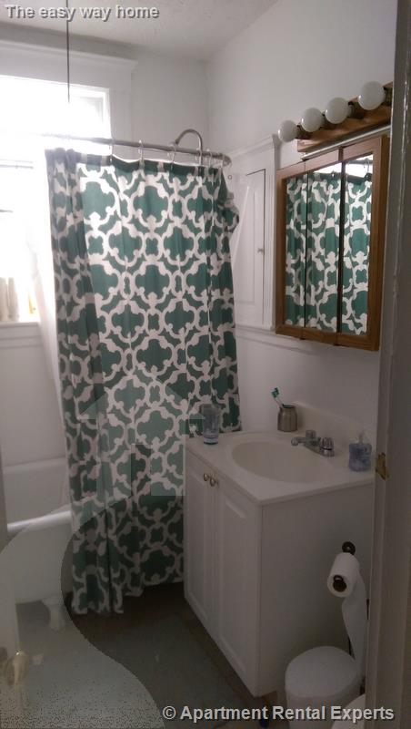 14 Centre St, Central Square