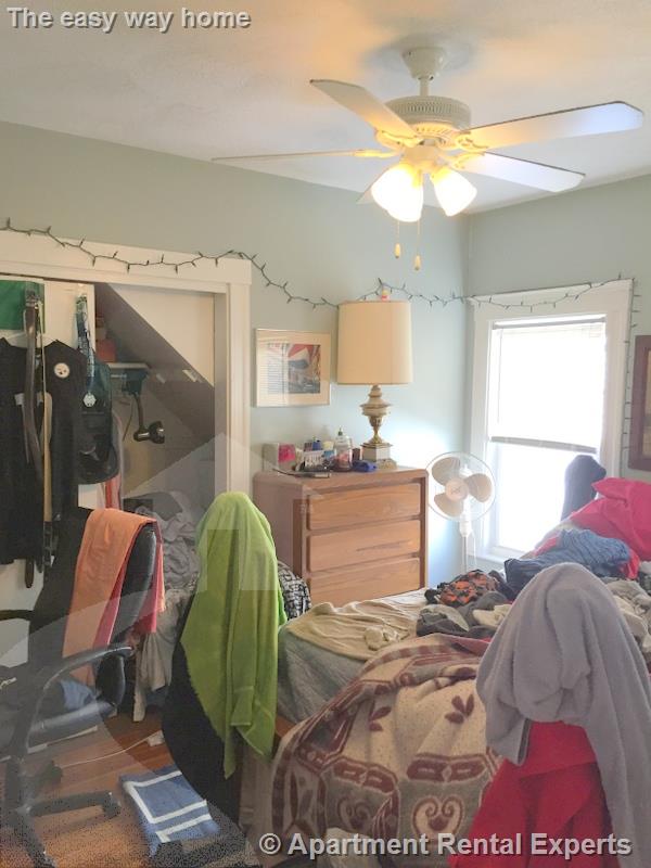 26 Burget Ave, Tufts