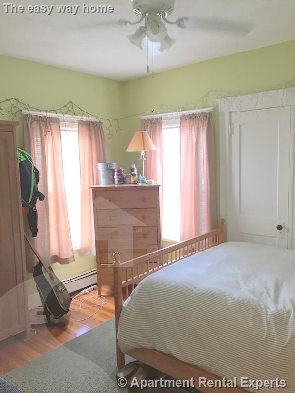 26 Burget Ave, Tufts