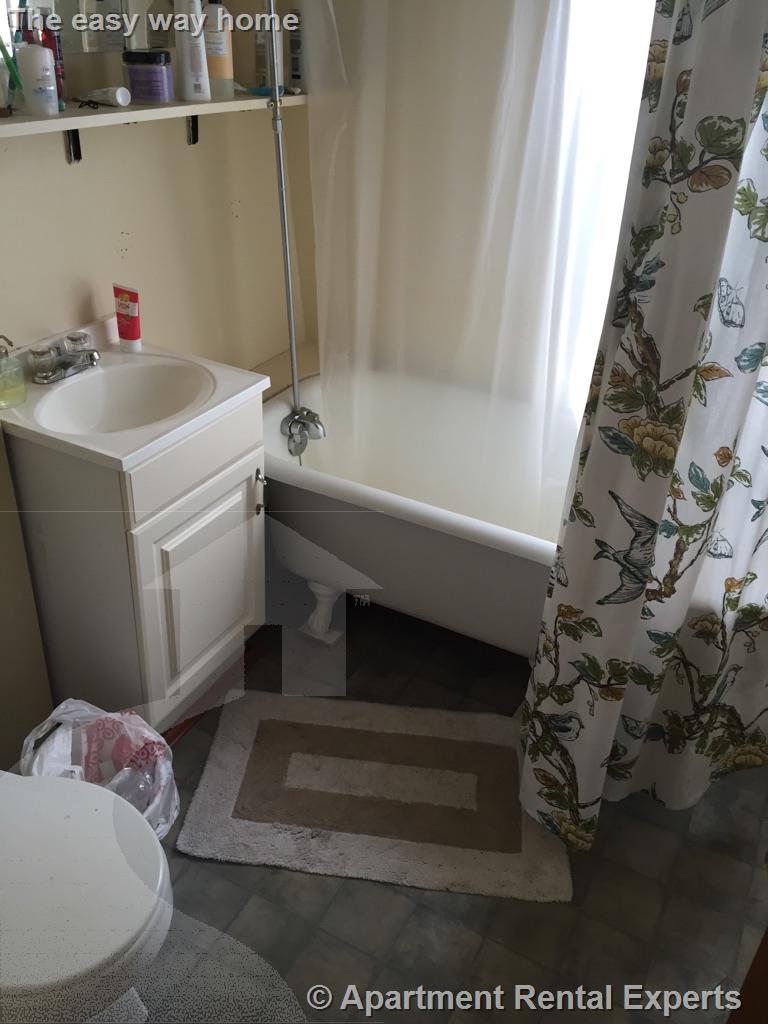 77 Bonair St, Winter Hill