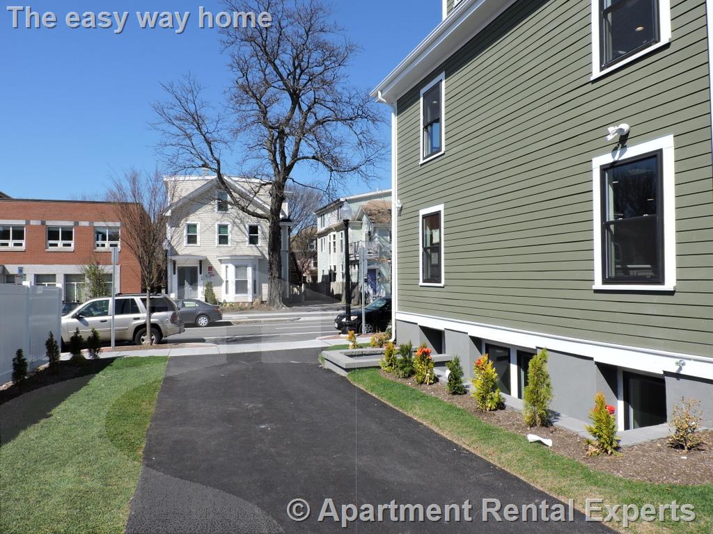 194 Western Ave, Central Square