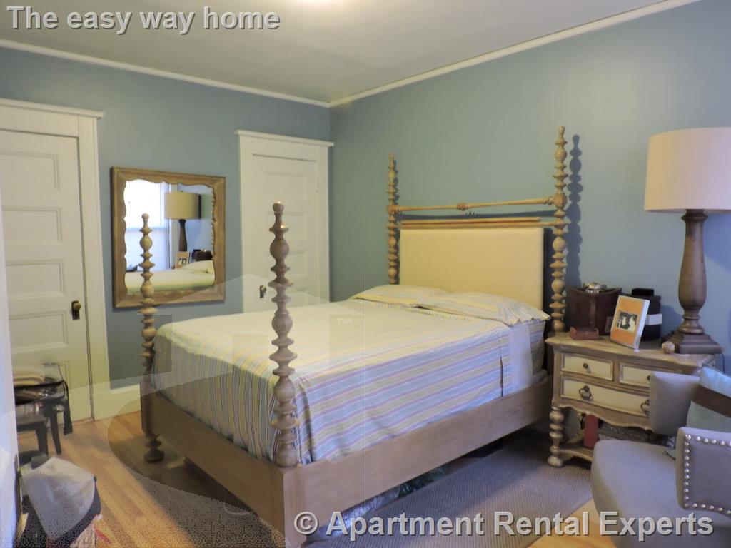 84 Prescott St, Harvard Square