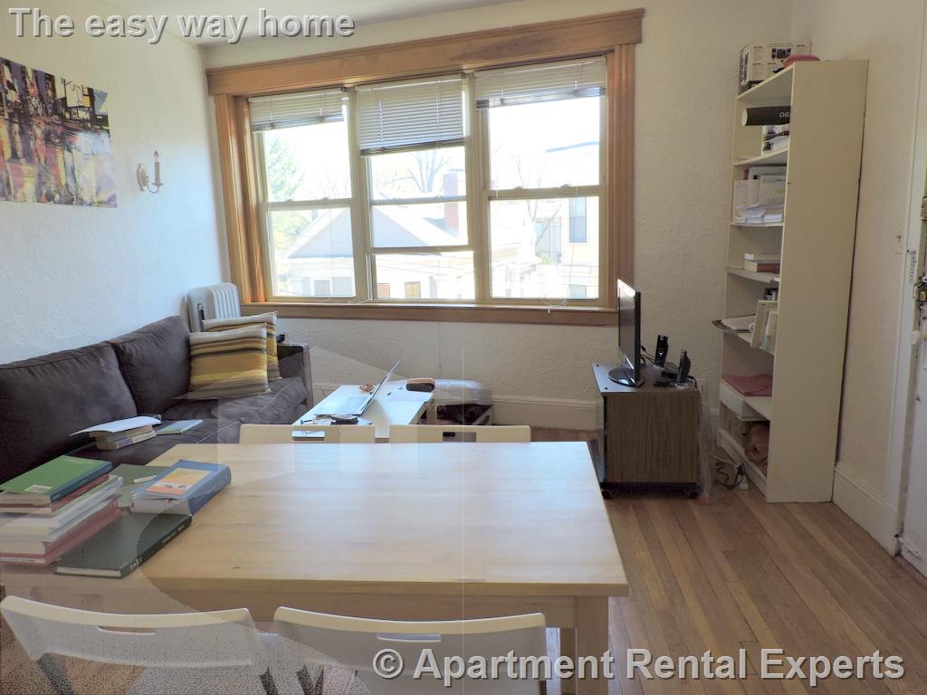 97 Hancock St, Central Square