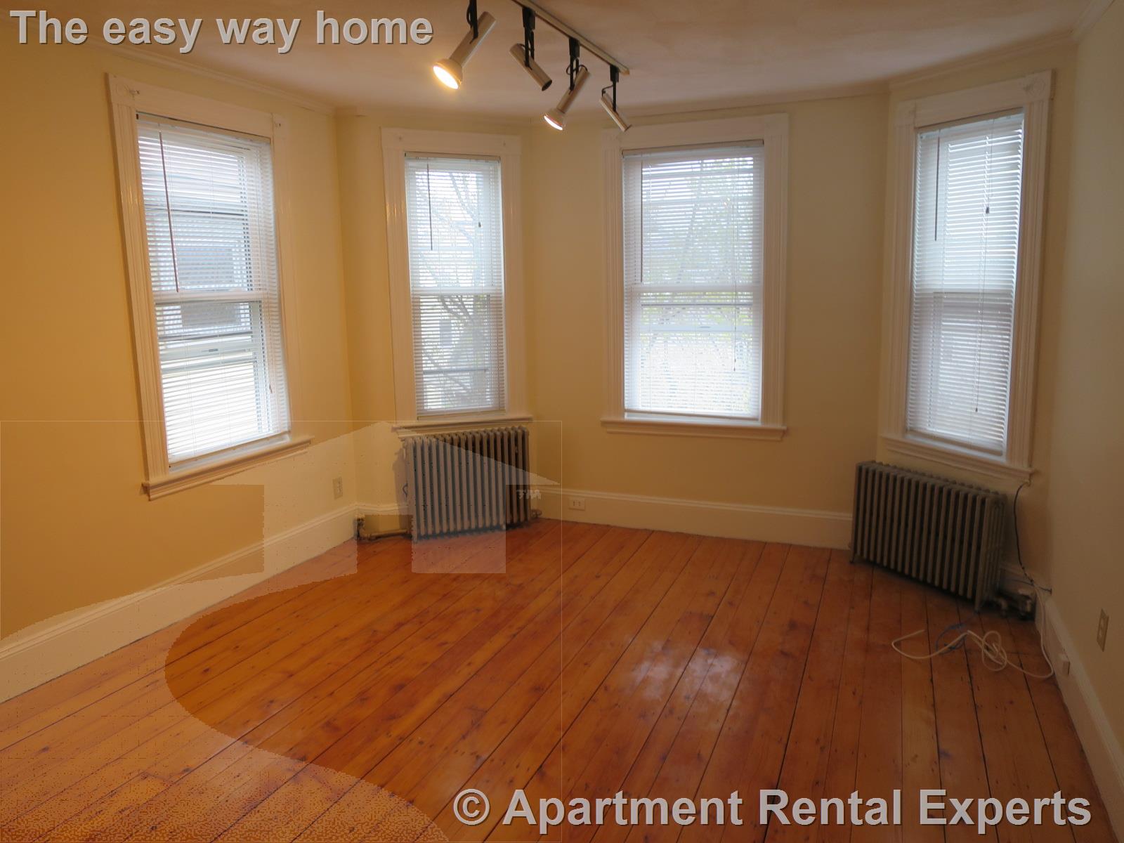 72 Eustis St, Porter Square