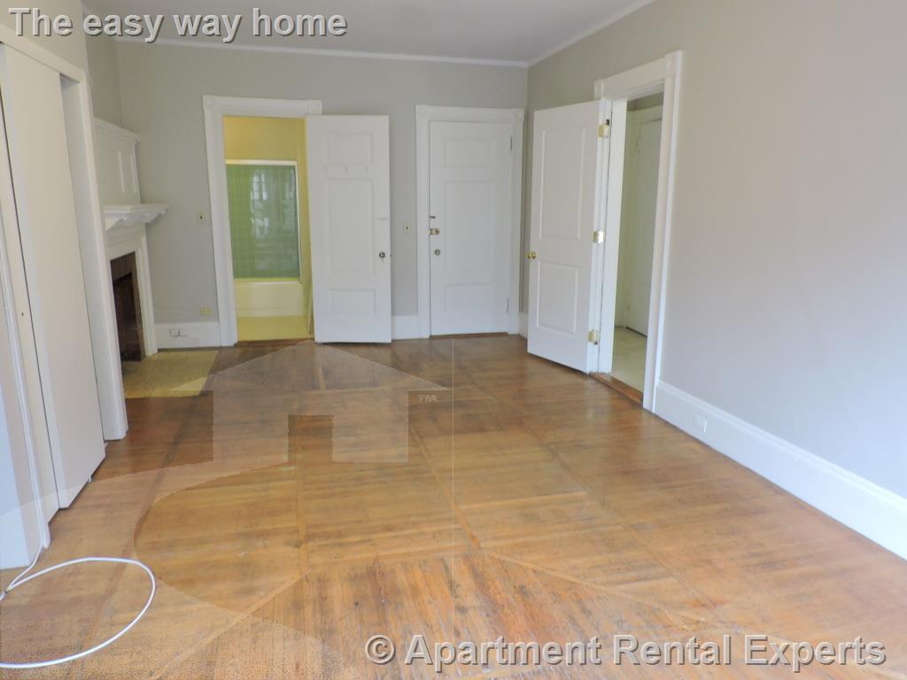 45 Bay State Rd, Back Bay