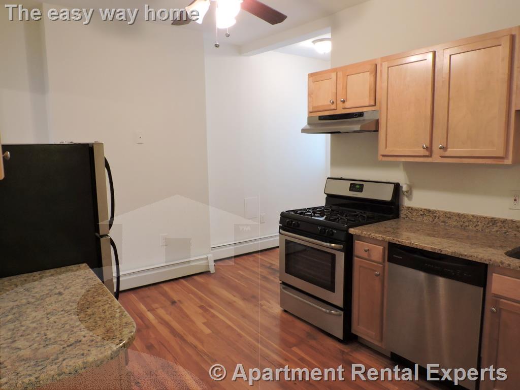 26 Jfk St, Harvard Square